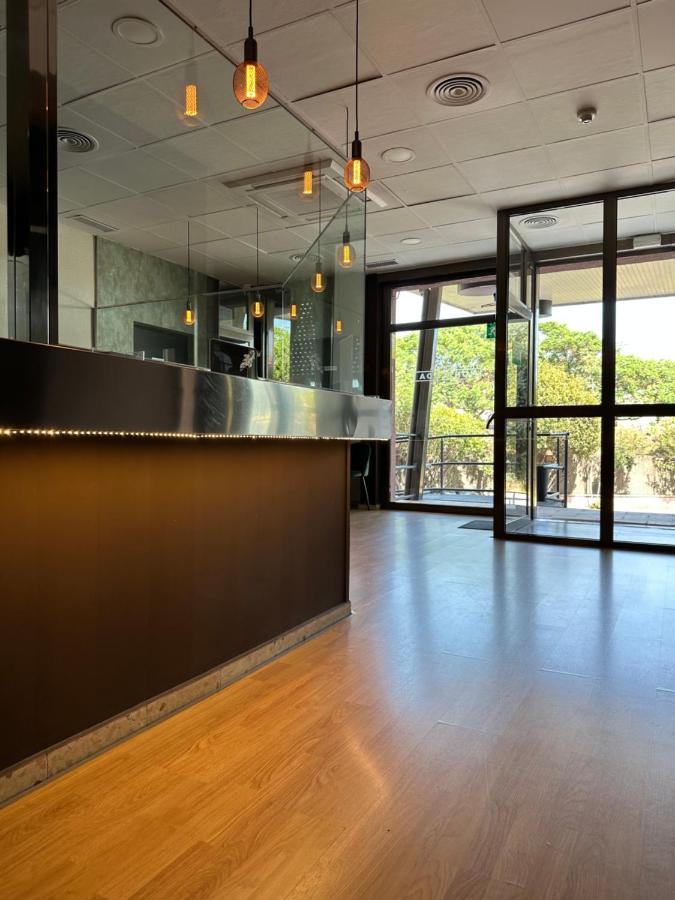 Aparthotel Montcada Bagian luar foto